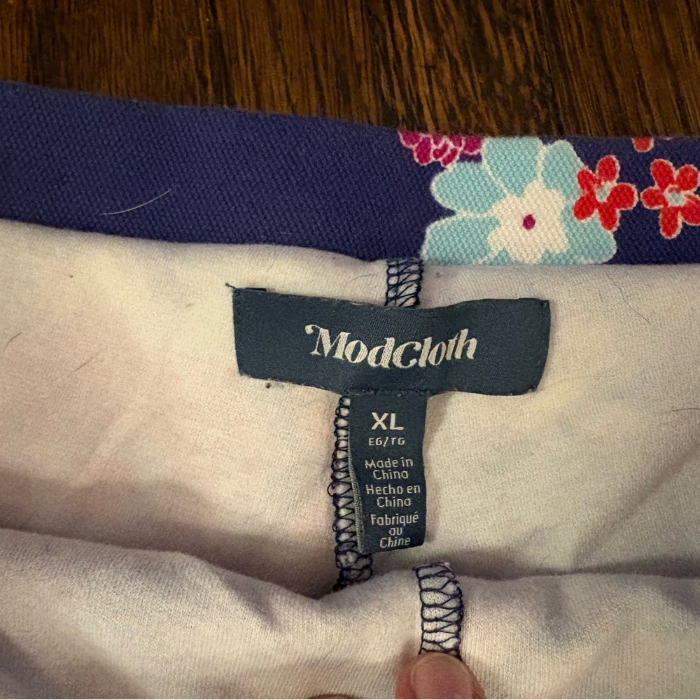 Modcloth: Keeping Score Pleated Skort - Picture 4 of 8